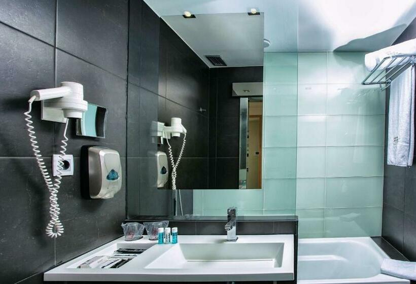 带大床的标准间, Best Western Plus Hotel Alfa Aeropuerto