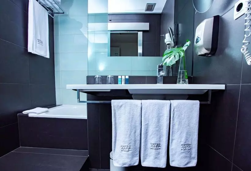 اتاق استاندارد با تخت بزرگ, Best Western Plus Hotel Alfa Aeropuerto