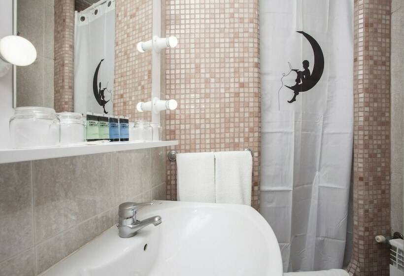 غرفة قياسية, Casual Del Cine Valencia