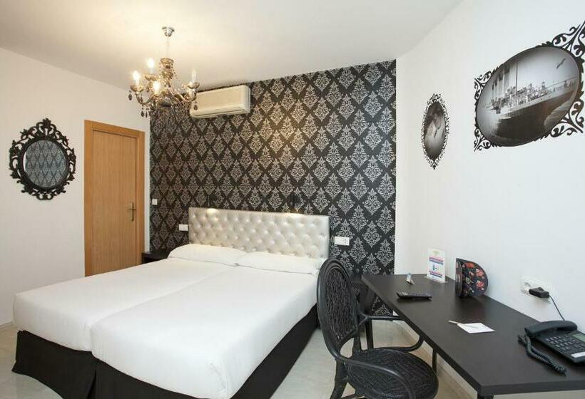 غرفة إقتصادية, Casual Del Cine Valencia