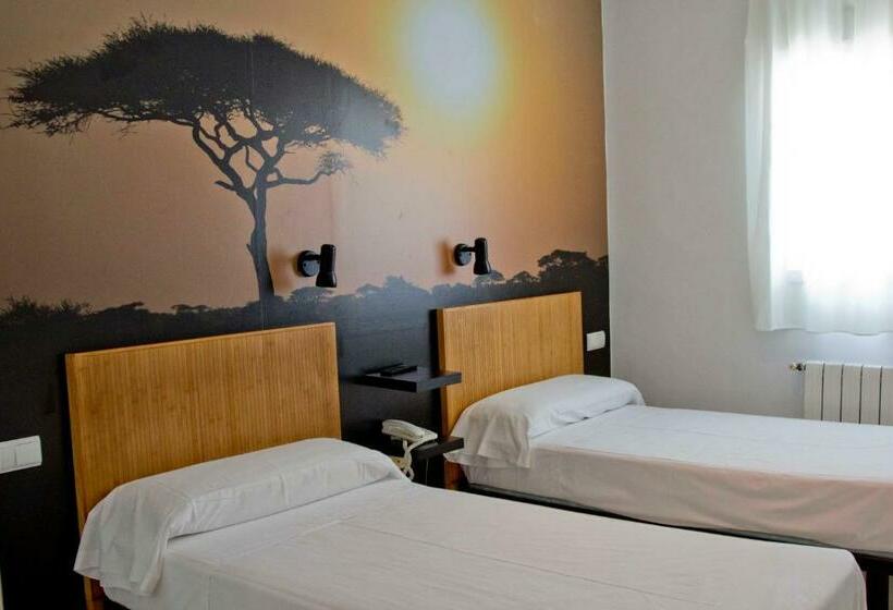 غرفة إقتصادية, Casual Del Cine Valencia