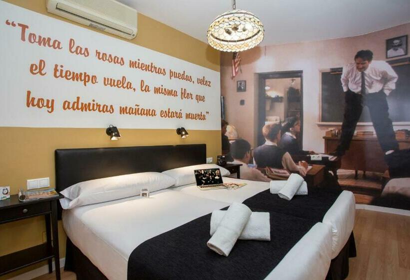 غرفة إقتصادية, Casual Del Cine Valencia