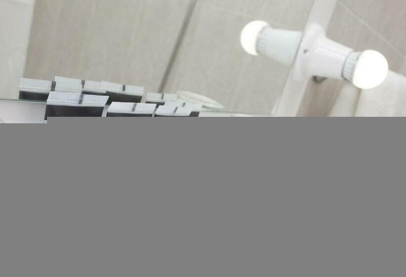 غرفة أساسية, Casual Del Cine Valencia