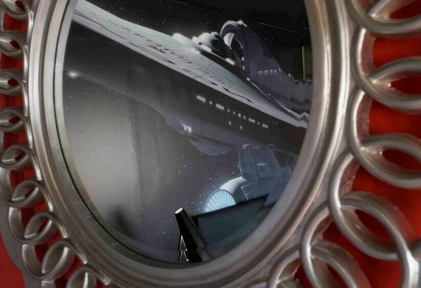 غرفة عائلية, Casual Del Cine Valencia