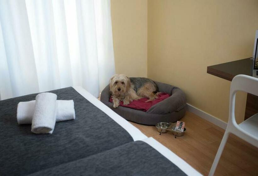 غرفة قياسية رباعية, Casual Del Cine Valencia