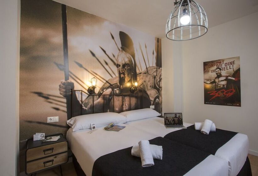 Economy Triple Room, Casual Del Cine Valencia