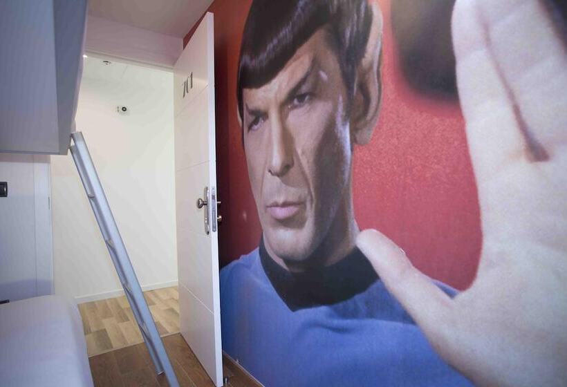 غرفة عائلية, Casual Del Cine Valencia