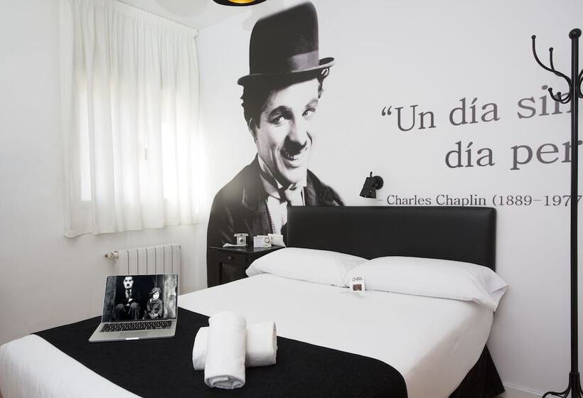 غرفة أساسية, Casual Del Cine Valencia