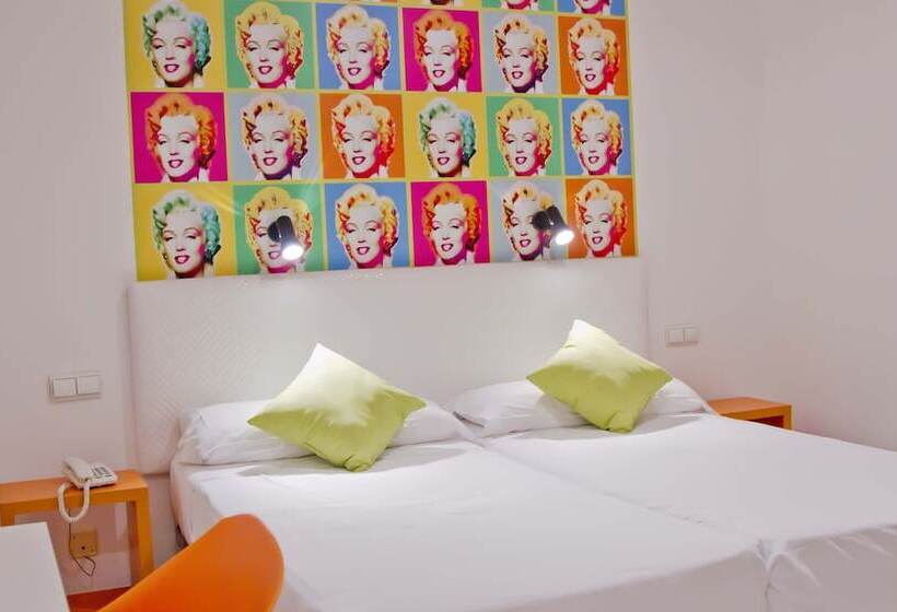 غرفة إقتصادية, Casual Del Cine Valencia