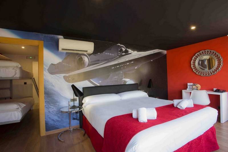 غرفة عائلية, Casual Del Cine Valencia