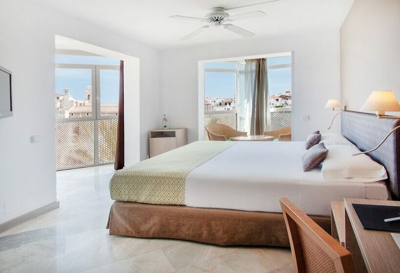 غرفة قياسية, Catalonia Mirador des Port