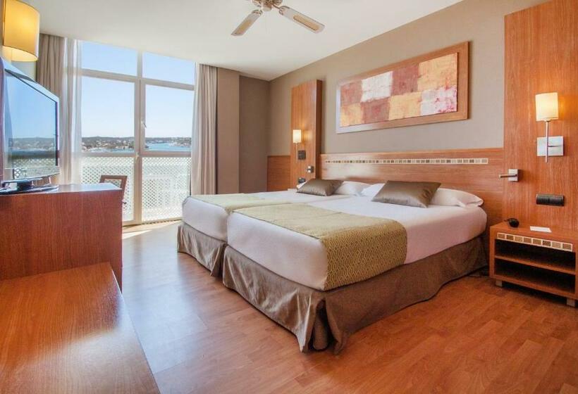 غرفة عائلية, Catalonia Mirador des Port