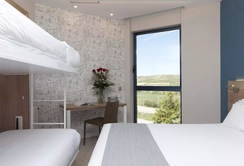 اتاق استاندارد چهار تخته, Spirit Hotel Ciudad de Burgos