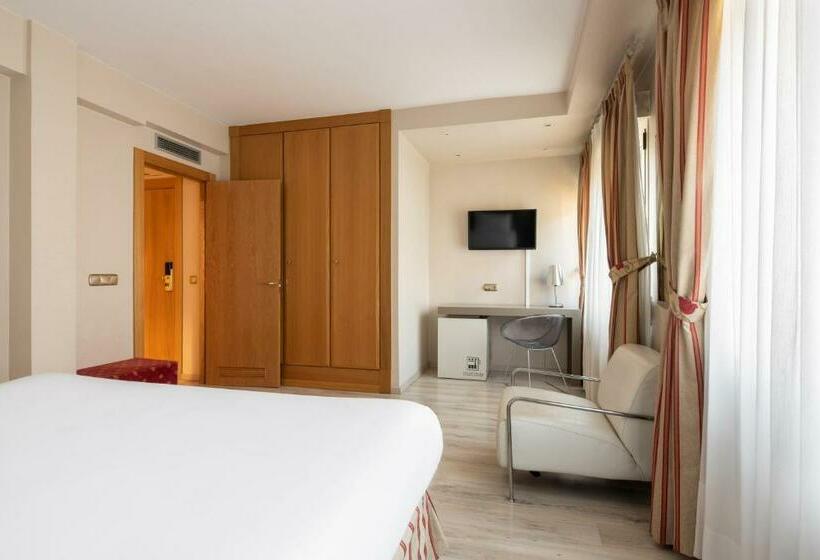 اتاق استاندارد, Crisol Almirante Bonifaz