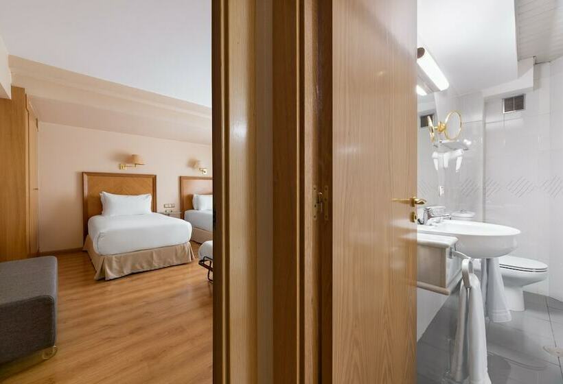 اتاق استاندارد, Crisol Almirante Bonifaz