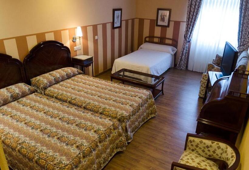 スタンダード4人部屋, Doña Jimena