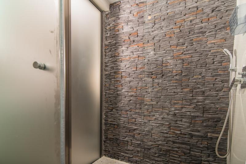 高级大房间, Estela Barcelona