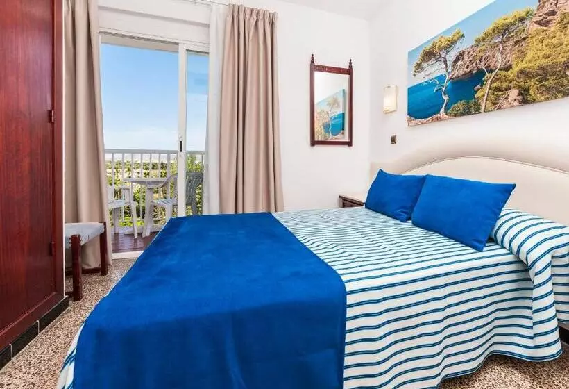 اتاق اکونومی, Globales Condes De Alcudia