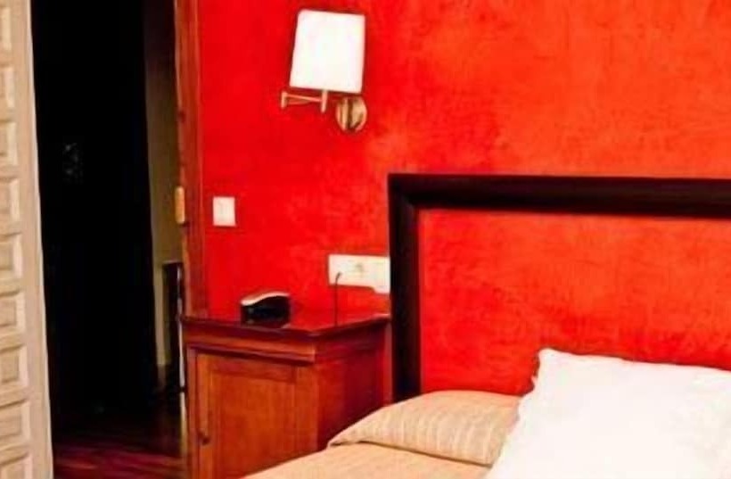 اتاق استاندارد, Iberia Plaza Mayor