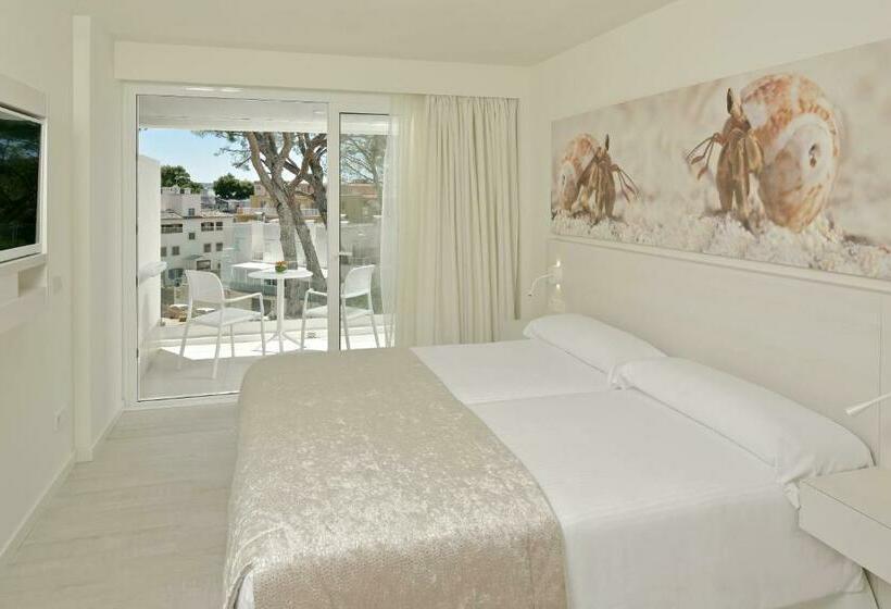 패밀리 룸 풀장 전망, Iberostar Waves Cristina