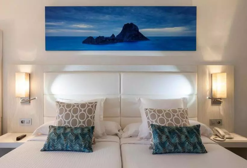 سوییت جونیور, Ibiza Corso Hotel & Spa