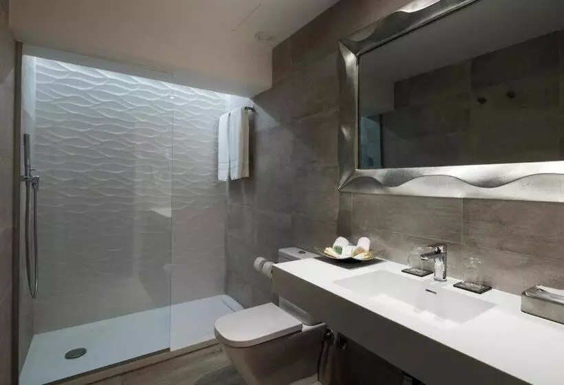 سوییت با چشم‌انداز دریا, Ibiza Corso Hotel & Spa