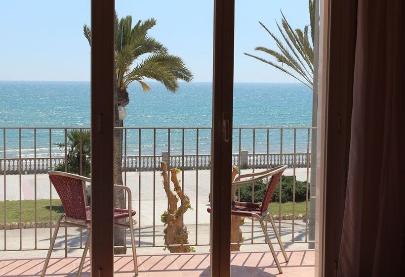 Quarto Superior Vista Mar, La Santa María