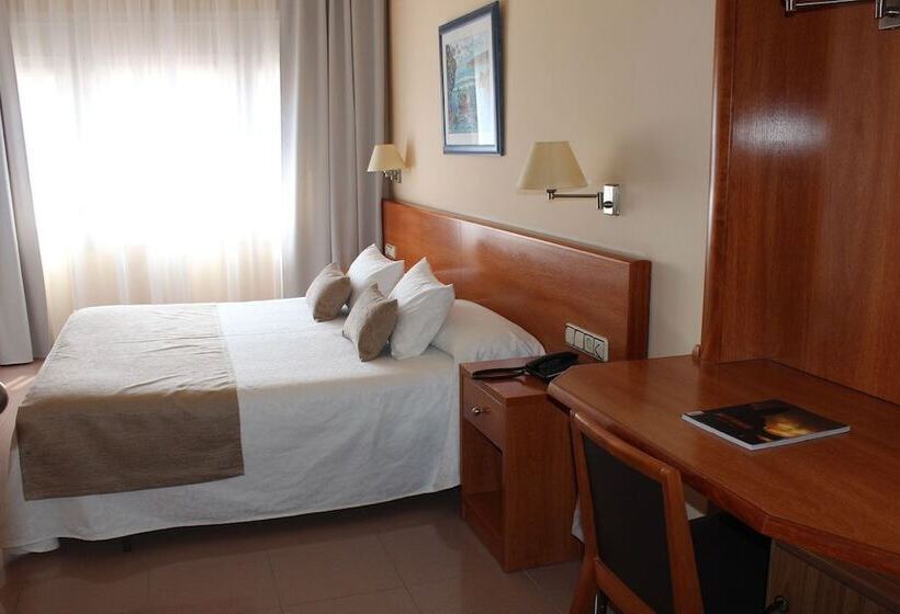 4인용 스탠다드 룸, La Santa María