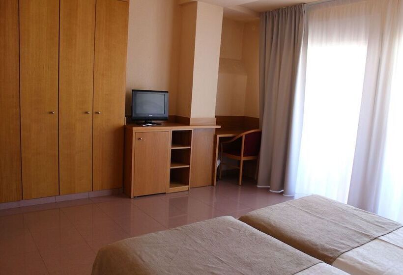 4인용 스탠다드 룸, La Santa María