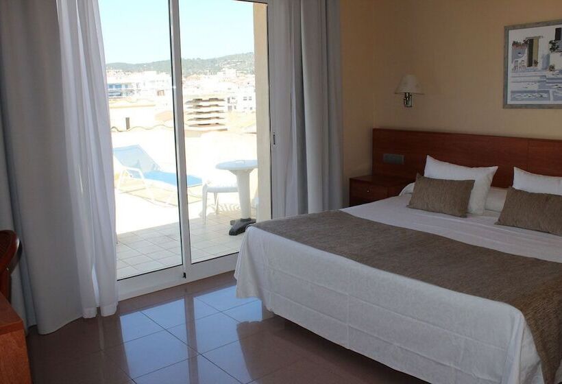 이코노미 룸, La Santa María