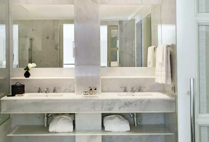 景色の見えるジュニアスイート, Majestic Hotel & Spa Barcelona Gl