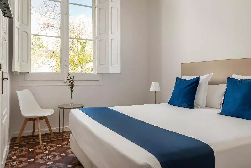 Quarto Estandar, Medium Romantic