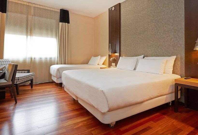 スタンダードトリプルルーム, NH Barcelona Eixample