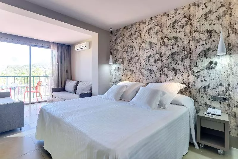 اتاق خانوادگی, Occidental Ibiza - All Inclusive