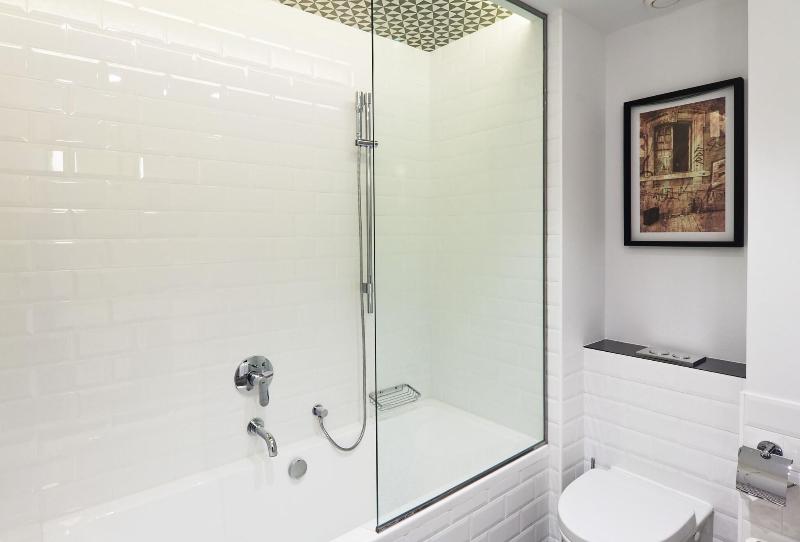 غرفة تنفيذية, One Shot Palacio Reina Victoria 04