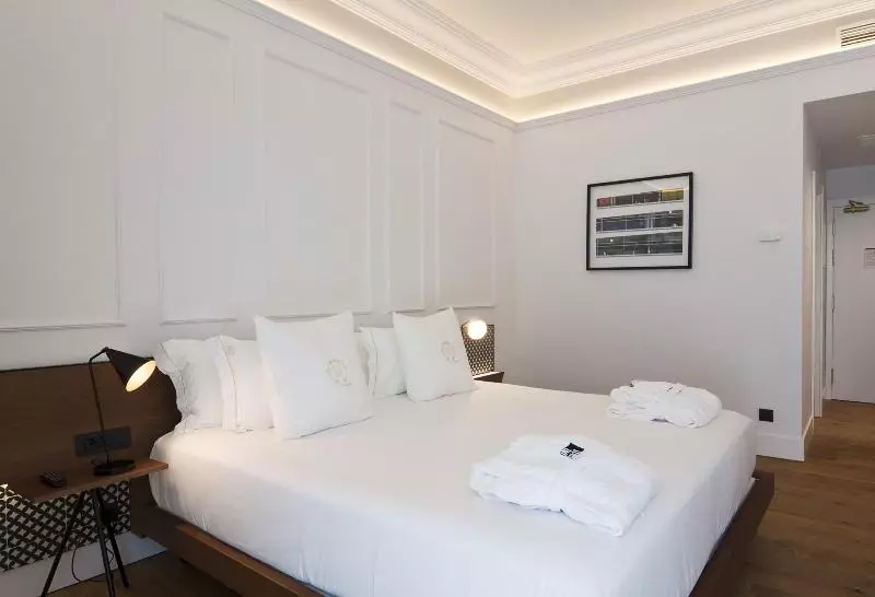 اتاق استاندارد, One Shot Palacio Reina Victoria 04