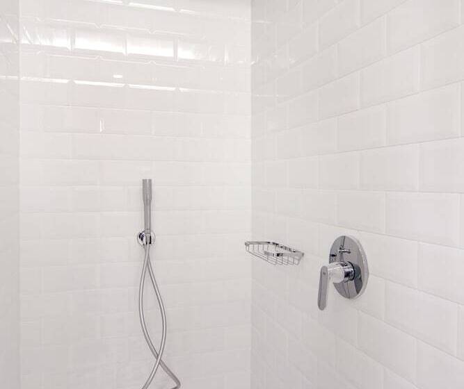 جناح, One Shot Palacio Reina Victoria 04