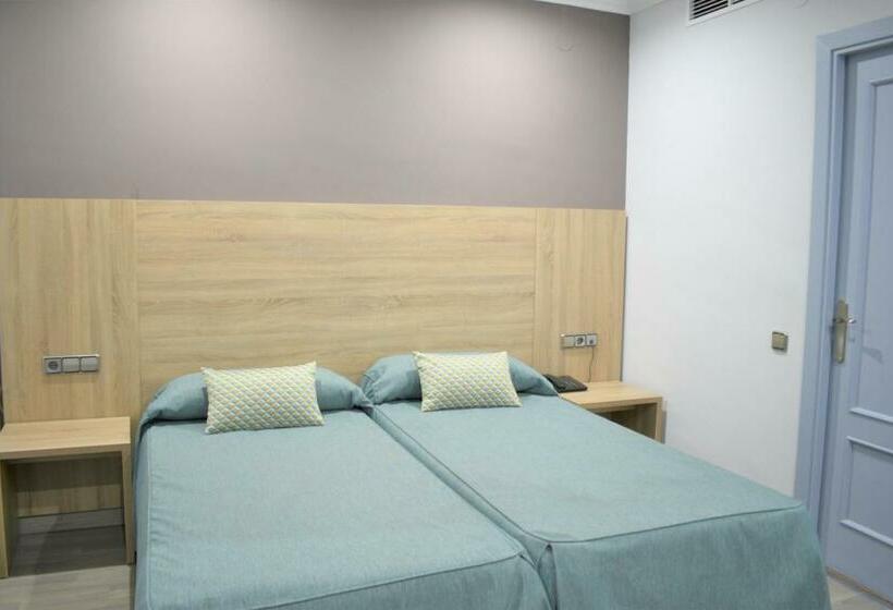 Номер Economy Внутренний, Ramblas