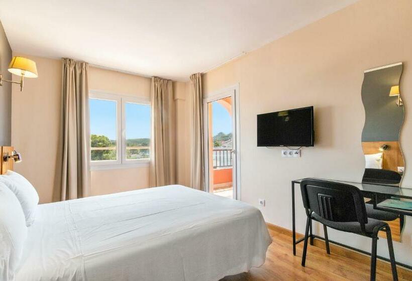Quarto Superior, Nura Santa Ponsa Pins