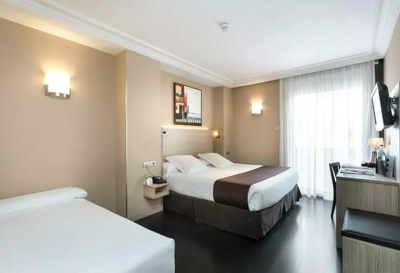 اتاق راحتی, Serhs Rivoli Rambla