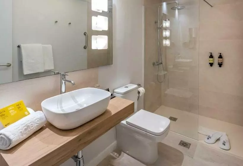 اتاق لوکس, Serhs Rivoli Rambla