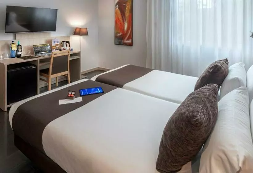 اتاق لوکس, Serhs Rivoli Rambla