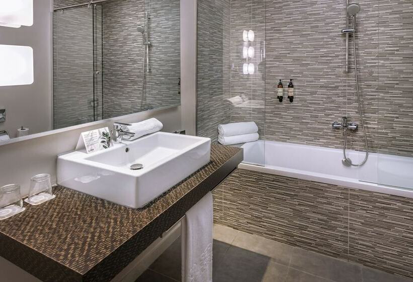 Люкс Повышенной Комфортности, Serhs Rivoli Rambla