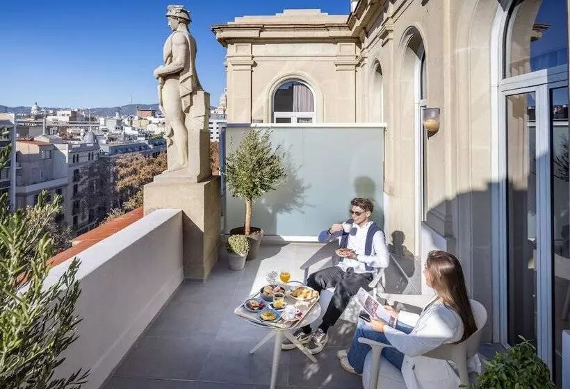 سوئیت با چشمانداز, Serhs Rivoli Rambla