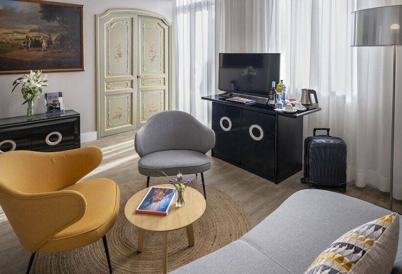 Люкс с Видом, Serhs Rivoli Rambla