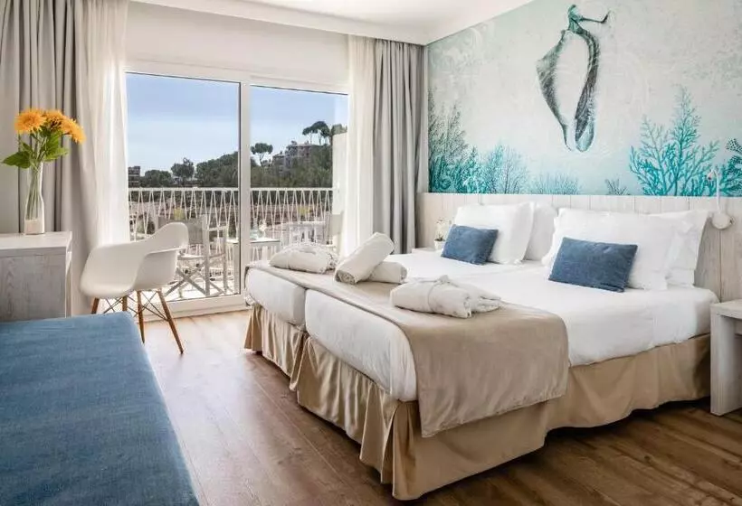 Habitació Estàndard, Tora
