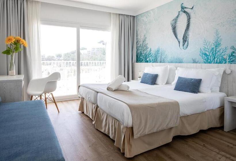 スタンダードトリプルルーム, Tora