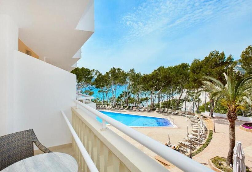 اتاق اساندارد با چشمانداز جانبی به دریا, Universal Hotel Lido Park & Spa