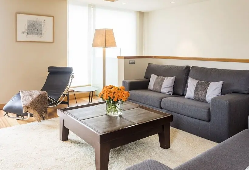 آپارتمان 1 خوابه با تراس, Majestic Hotel & Spa Barcelona Gl