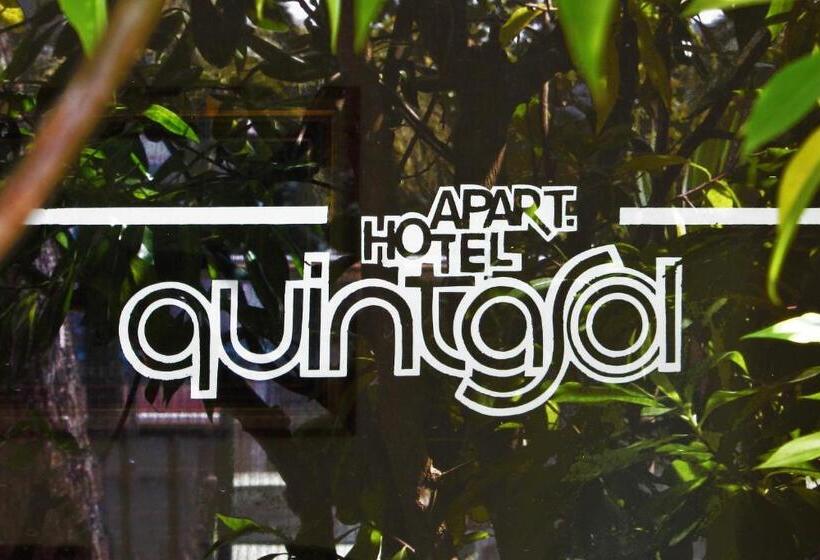 شقة غرفة واحدة, Quintasol